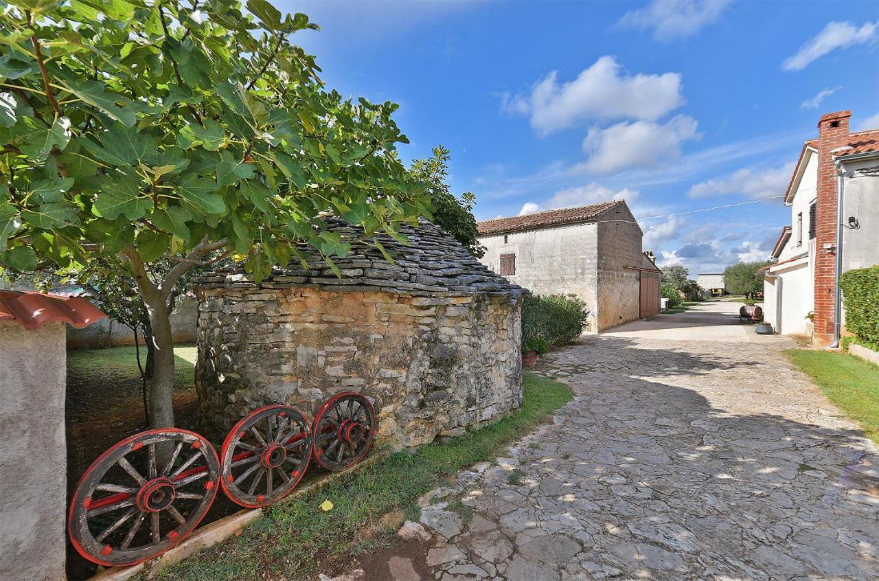 Вілла House Monteci 1378 Galizana Екстер'єр фото