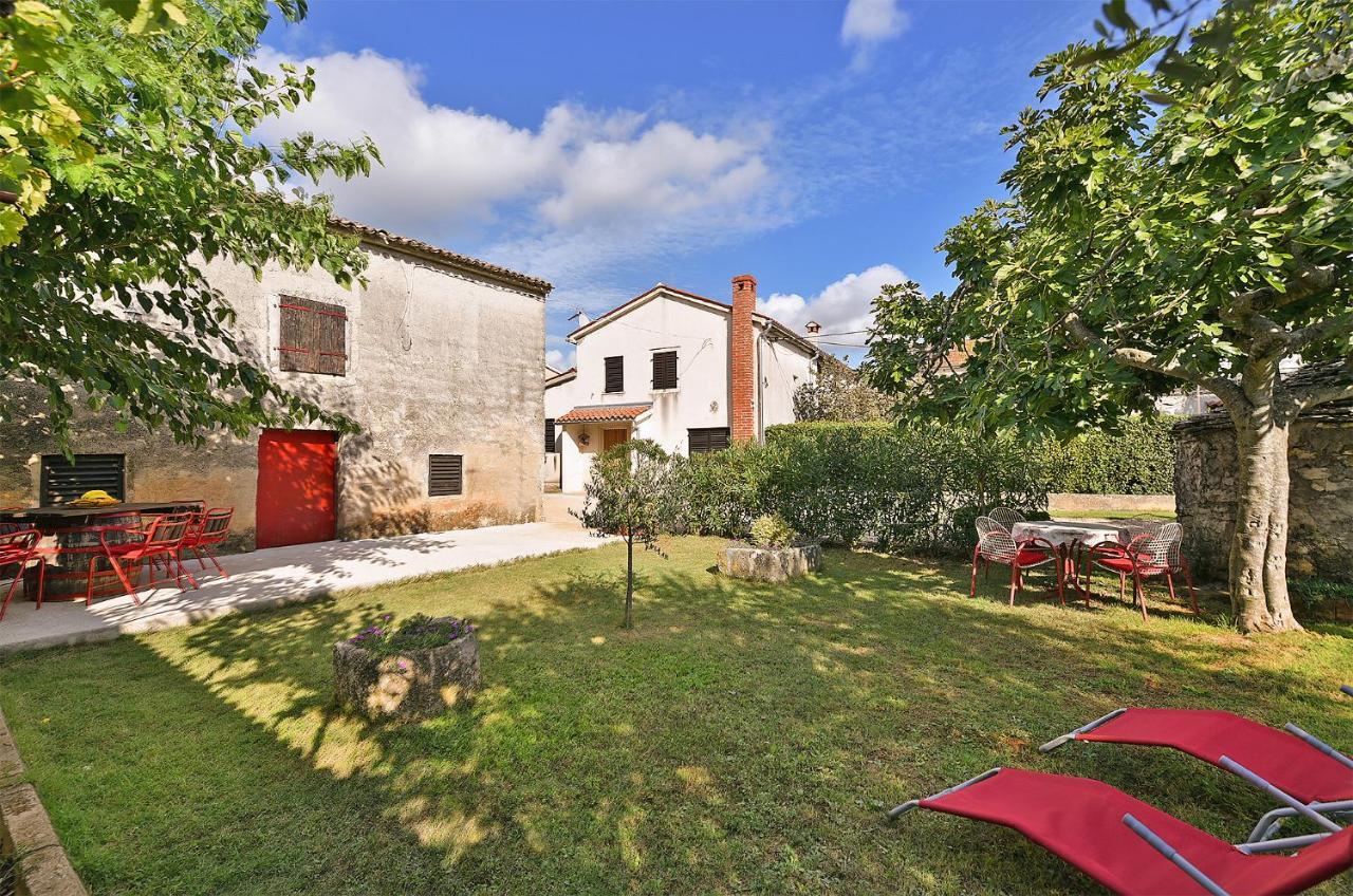Вілла House Monteci 1378 Galizana Екстер'єр фото